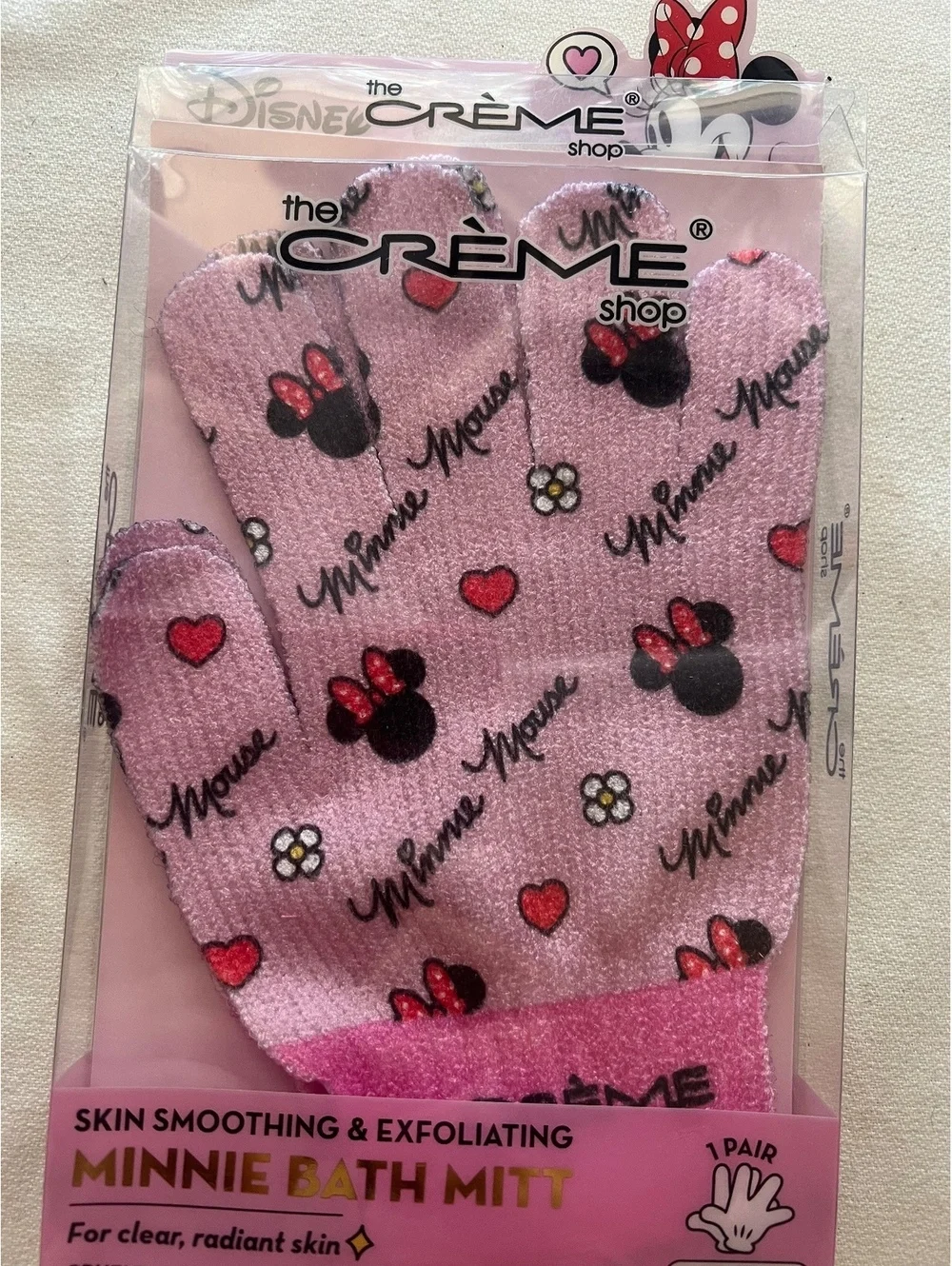 The Crème Shop Minnie Mouse Pair Of Bath Mitts (2 Gloves)